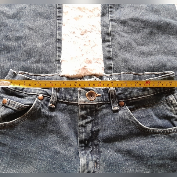 30x30 Wrangler Jeans - Picture 5 of 5